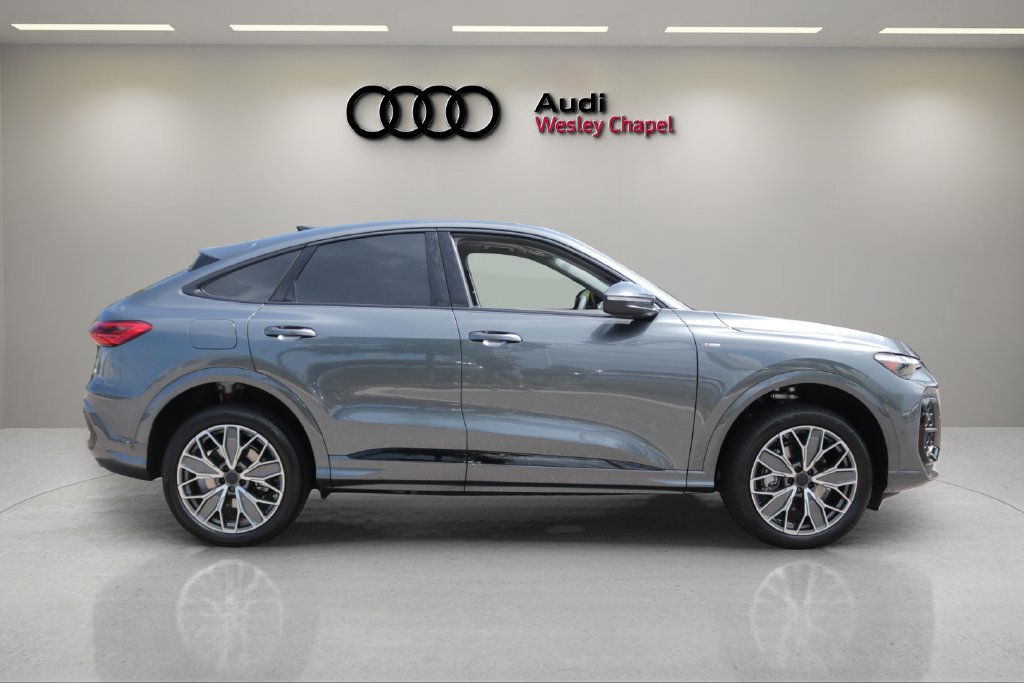Used 2026 Audi Q5 Premium Plus AWD/4WD image 11