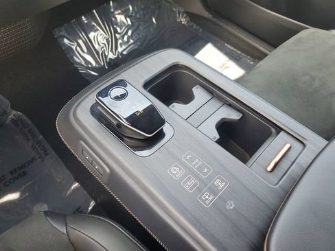 Used 2023 Nissan Ariya FWD image 26