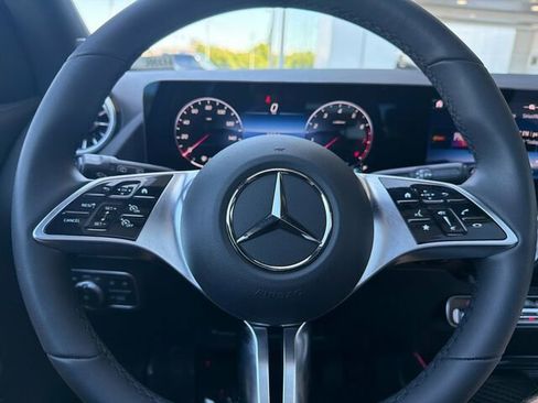 Certified 2026 Mercedes-Benz GLA 250 image 28