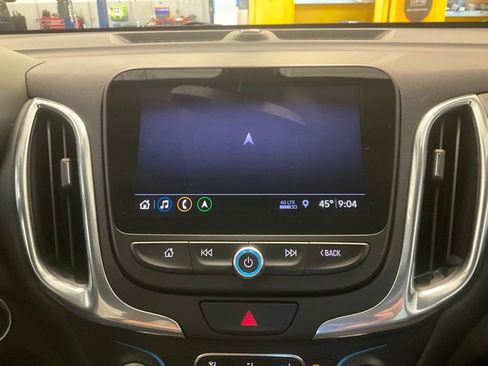 Used 2019 Chevrolet Equinox LT w/ Sun & Navigation Package FWD image 19