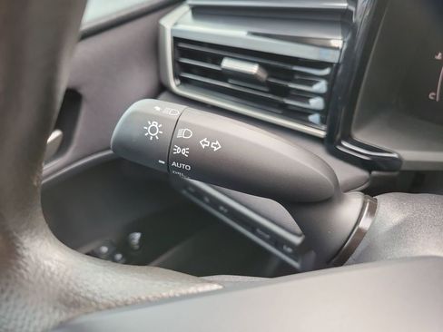 Used 2025 Toyota Camry LE image 16