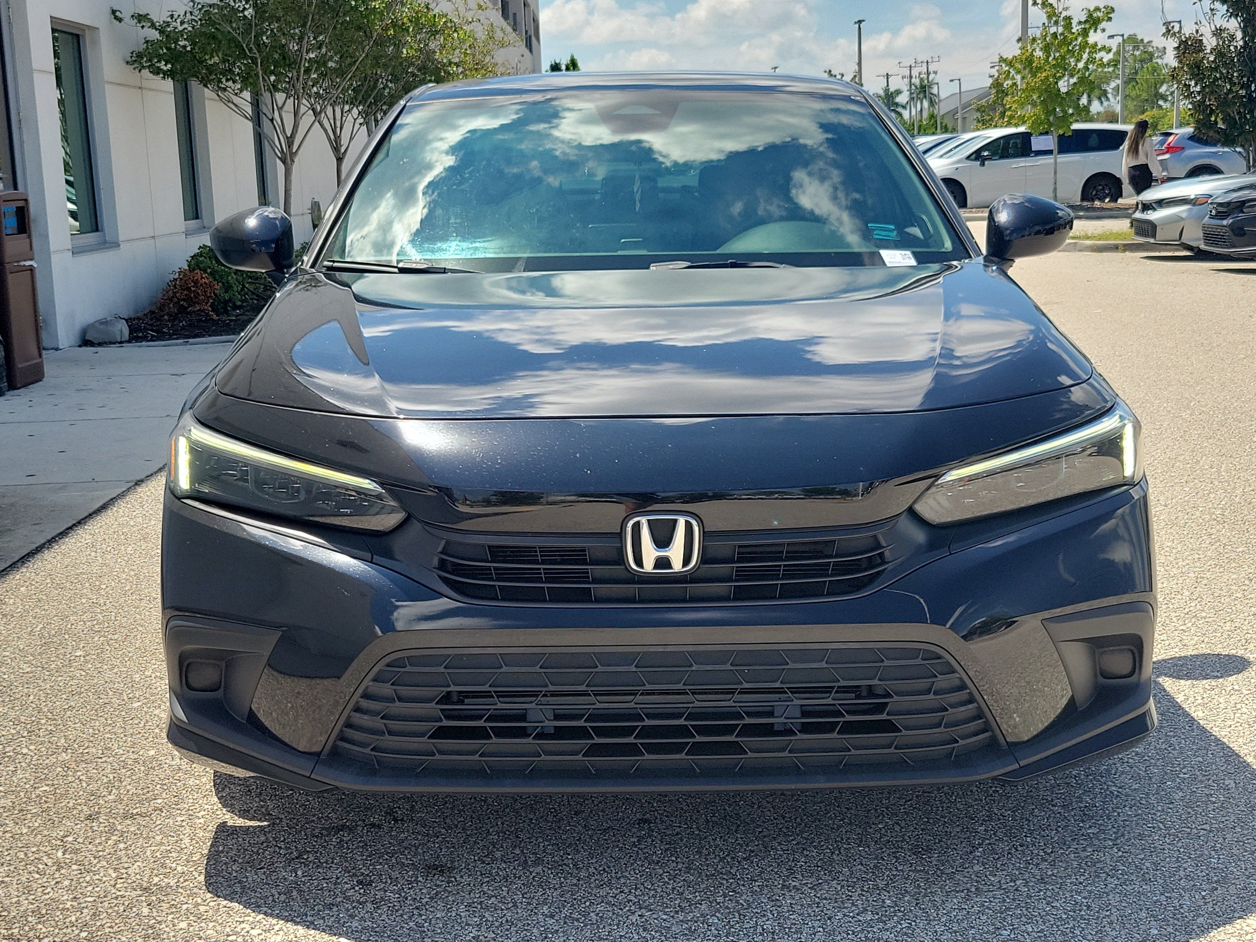 Used 2024 Honda Civic Sport image 2