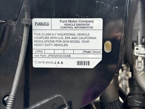Used 2018 Ford F650 2WD Crew Cab Super Duty image 60