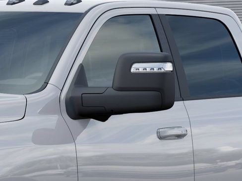 New 2026 RAM 2500 Laramie AWD/4WD image 19