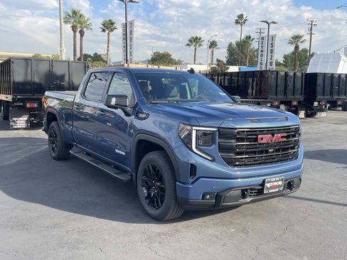 New 2026 GMC Sierra 1500 Elevation w/ Elevation Premium Package image 3