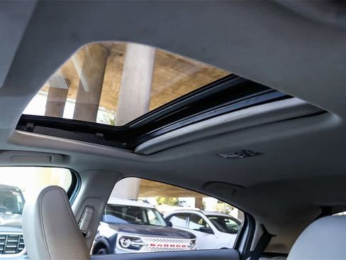 Used 2017 Honda HR-V EX-L image 24