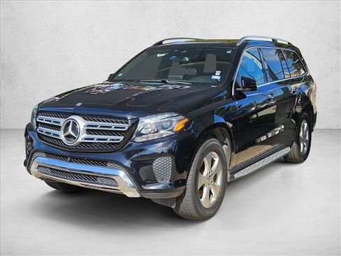 Used 2017 Mercedes-Benz GLS 450 4MATIC image 2
