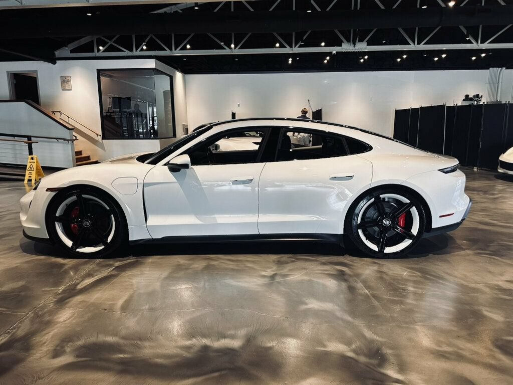 Used 2021 Porsche Taycan 4S AWD/4WD image 2