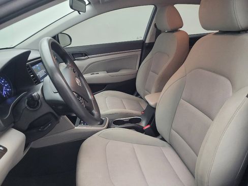 Used 2017 Hyundai Elantra SE FWD image 17