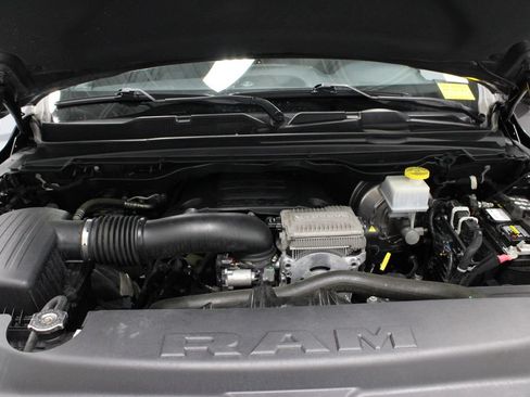 Used 2023 RAM 1500 Big Horn AWD/4WD image 14