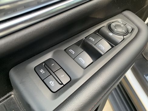 Used 2021 Chevrolet Tahoe RST w/ Rear Media and Nav Package AWD/4WD image 15