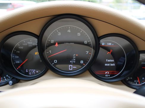 Used 2012 Porsche Panamera 4 image 11