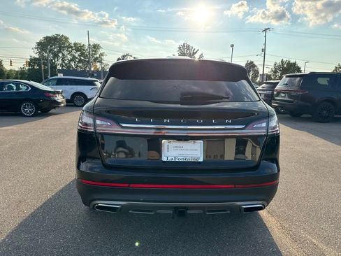 Used 2022 Lincoln Nautilus Reserve w/ Equipment Group 202A AWD/4WD image 4