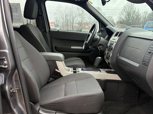 Used 2011 Ford Escape XLT w/ 201A Rapid Spec Order Code image 11