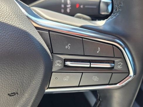 Used 2025 Chevrolet Equinox LT w/ Safety and Technology Package image 24