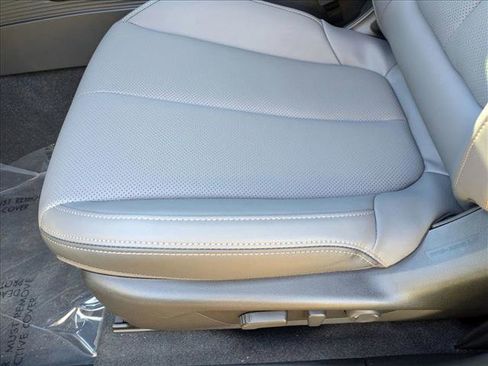 New 2026 Subaru Outback Limited image 4