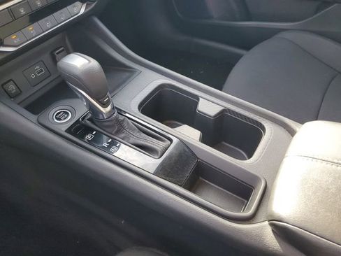 Used 2024 Nissan Sentra S image 25