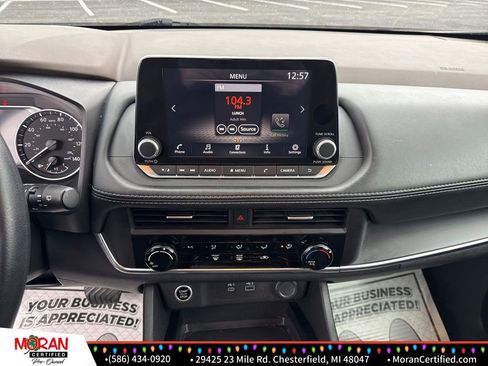 Used 2023 Nissan Rogue S image 15