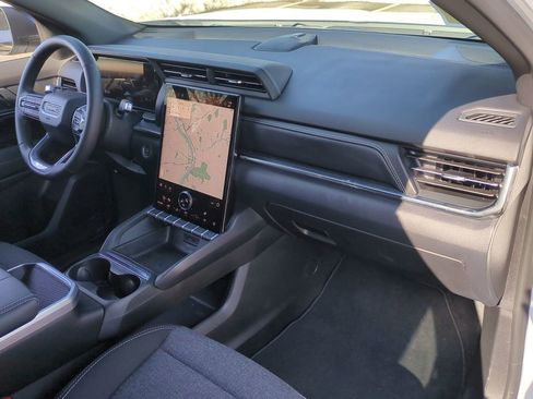 Used 2026 GMC Terrain Elevation image 22