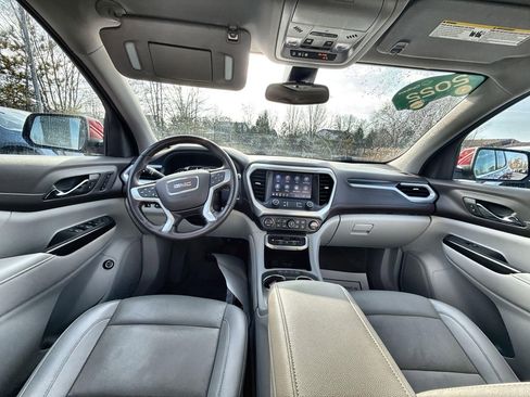 Certified 2022 GMC Acadia SLT w/ Technology Package image 26