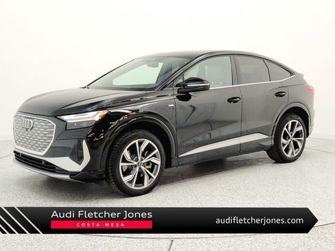 Used 2023 Audi Q4 e-tron Prestige image 1