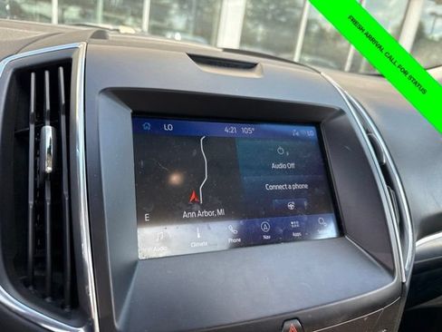 Used 2020 Ford Edge Titanium w/ Equipment Group 301A AWD/4WD image 31