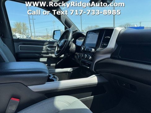 Used 2022 RAM 1500 Big Horn AWD/4WD image 10