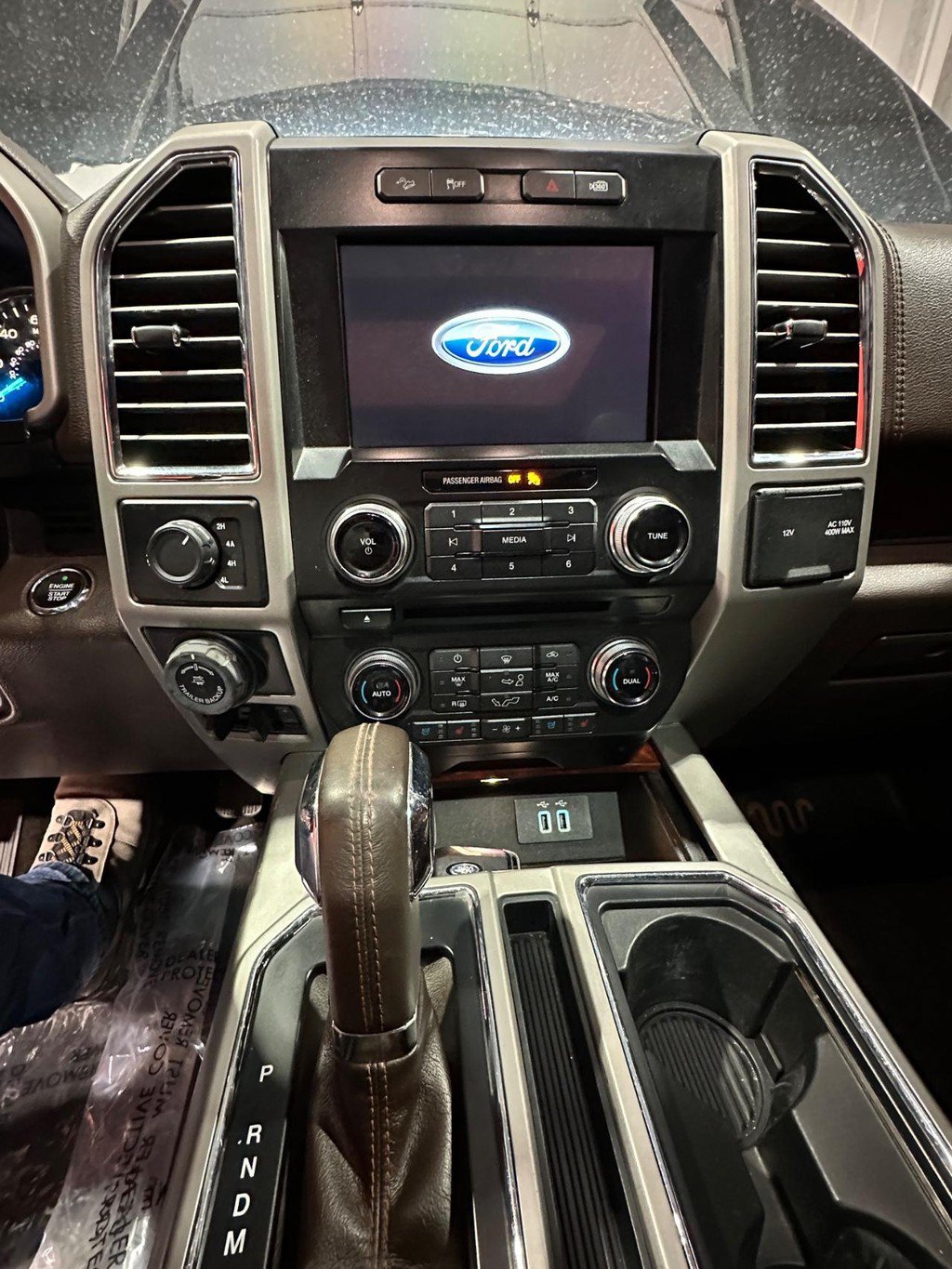 Used 2016 Ford F150 King Ranch w/ Equipment Group 601A Luxury AWD/4WD image 16