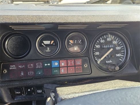 Used 1992 Land Rover Defender 90 image 10