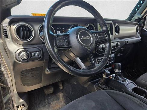Used 2021 Jeep Gladiator Sport AWD/4WD image 9