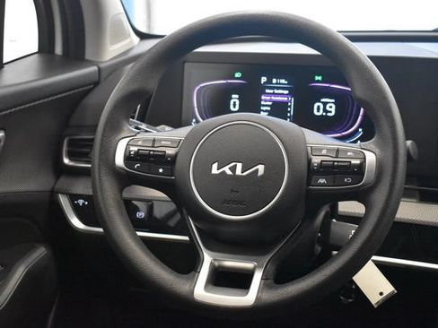 Used 2024 Kia Sportage LX AWD/4WD image 24