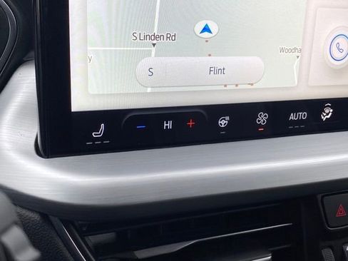 Used 2023 Ford Escape Platinum image 12