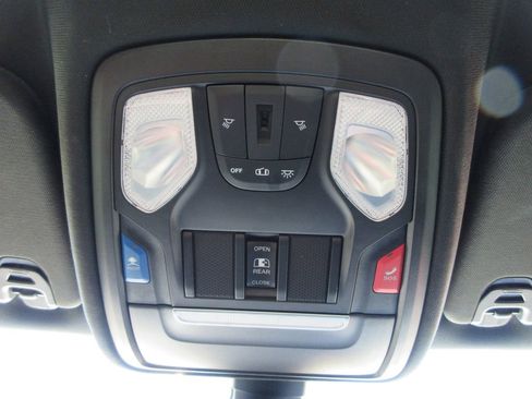 Used 2021 RAM 1500 Big Horn image 37