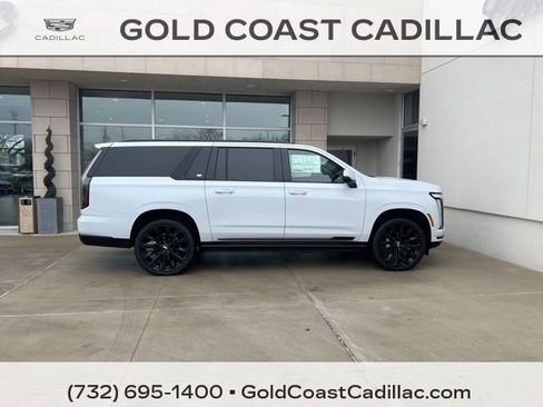 Certified 2026 Cadillac Escalade ESV Platinum Sport image 4