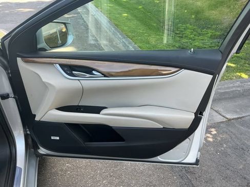 Used 2018 Cadillac XTS Luxury AWD/4WD image 21
