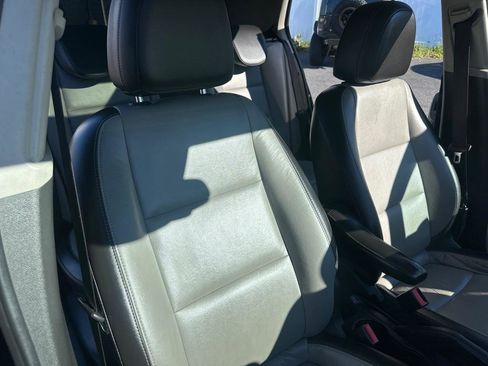 Used 2015 Chevrolet Trax LTZ image 17