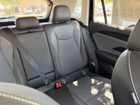 Used 2026 Volkswagen Tiguan SE AWD/4WD image 37