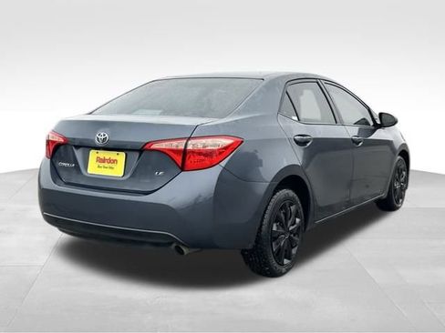 Used 2018 Toyota Corolla LE image 9