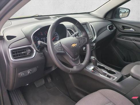 Used 2018 Chevrolet Equinox LT image 9