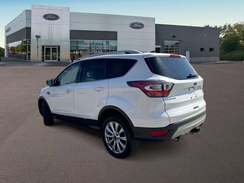 Used 2017 Ford Escape Titanium image 8