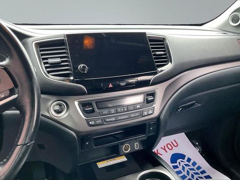 Used 2021 Honda Pilot Special Edition image 6