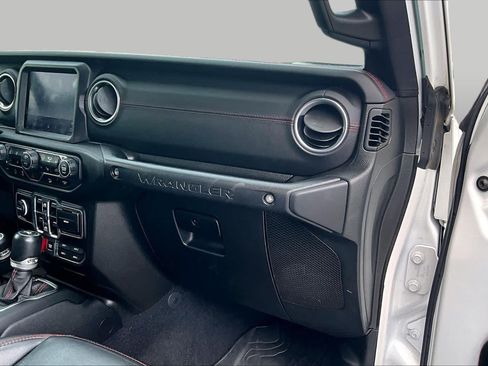 Used 2020 Jeep Wrangler Unlimited Rubicon w/ Quick Order Package 28Y Recon AWD/4WD image 19