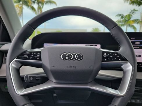 New 2026 Audi Q3 quattro 2.0T AWD/4WD image 8