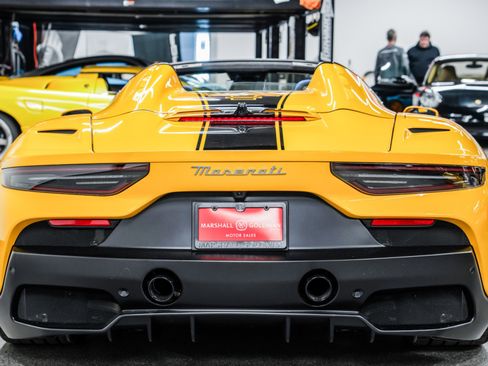 Used 2023 Maserati MC20 Spyder image 7