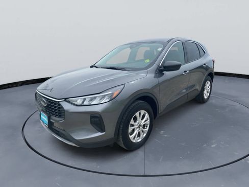 Used 2024 Ford Escape Active AWD/4WD image 9