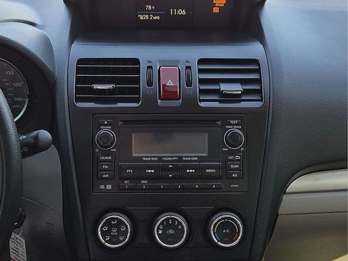 Used 2015 Subaru Forester 2.5i w/ Alloy Wheel Package image 12