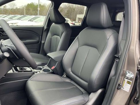 New 2025 Subaru Forester Limited image 23