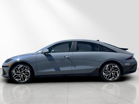 Used 2024 Hyundai Ioniq 6 SEL RWD image 7
