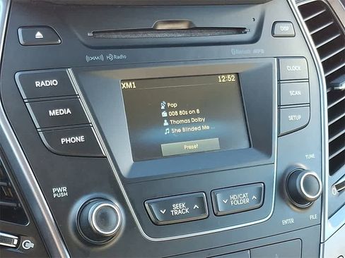 Used 2016 Hyundai Santa Fe Limited image 16