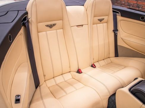 Used 2011 Bentley Continental GTC image 26